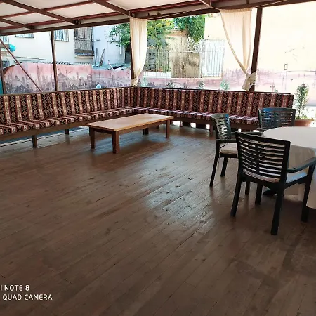 Auberge de jeunesse Camellia *